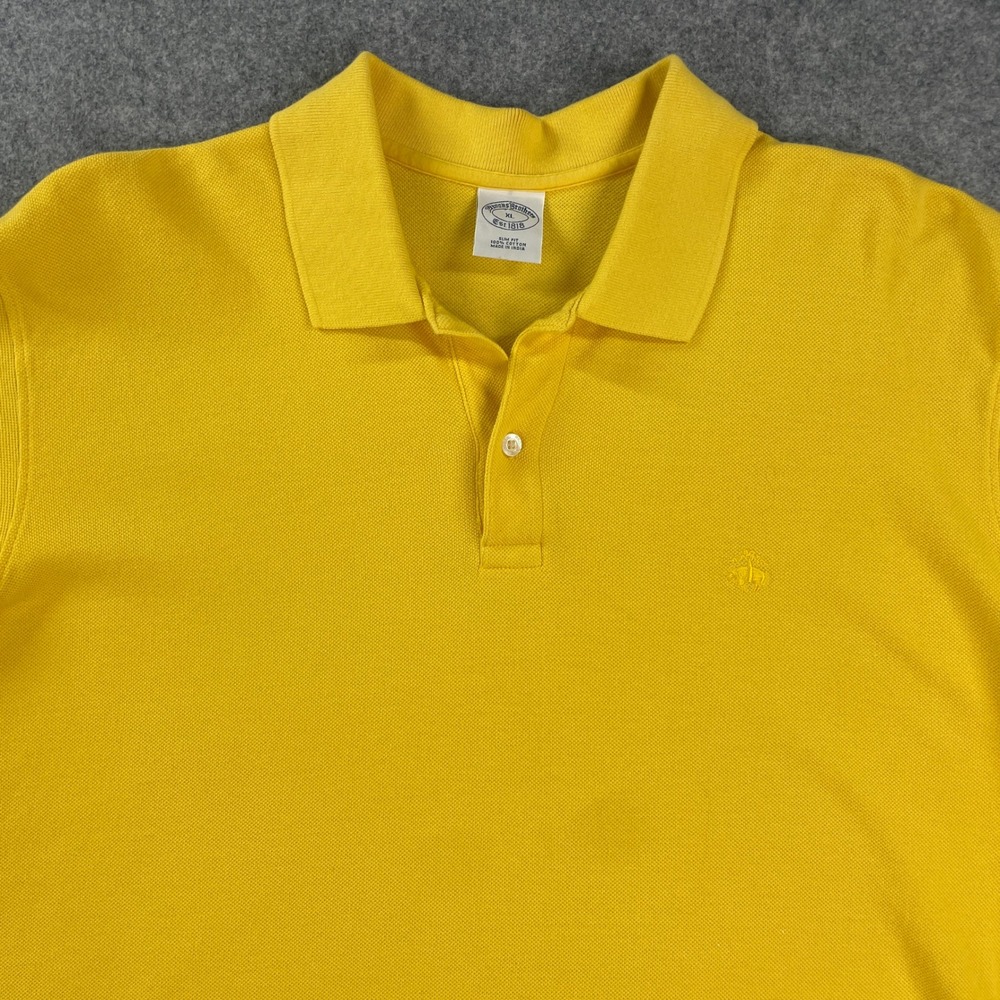 Brooks Brothers Mens Polo Shirt XL Yellow Short Sleeve Slim Fit Long 346 Office